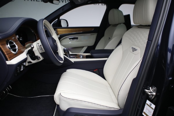New 2023 Bentley Bentayga EWB Azure for sale Sold at Rolls-Royce Motor Cars Greenwich in Greenwich CT 06830 20