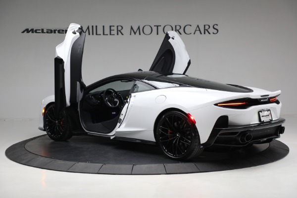 New 2023 McLaren GT Luxe for sale $222,890 at Rolls-Royce Motor Cars Greenwich in Greenwich CT 06830 19
