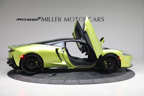 New 2023 McLaren GT Luxe for sale $234,030 at Rolls-Royce Motor Cars Greenwich in Greenwich CT 06830 21