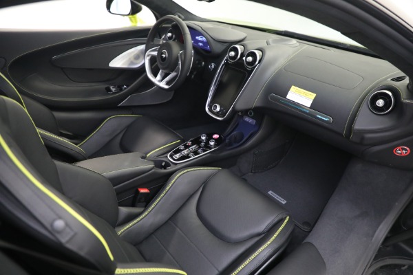 New 2023 McLaren GT Luxe for sale $234,030 at Rolls-Royce Motor Cars Greenwich in Greenwich CT 06830 26