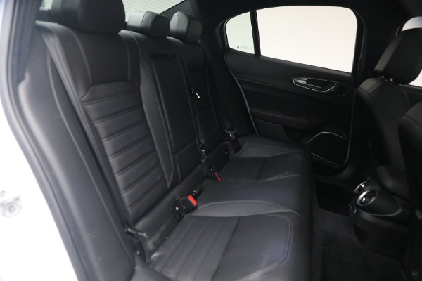 Used 2023 Alfa Romeo Giulia Estrema for sale $32,900 at Rolls-Royce Motor Cars Greenwich in Greenwich CT 06830 20