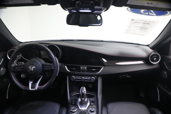 Used 2023 Alfa Romeo Giulia Estrema for sale $32,900 at Rolls-Royce Motor Cars Greenwich in Greenwich CT 06830 22