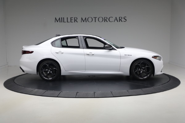 Used 2023 Alfa Romeo Giulia Estrema for sale $32,900 at Rolls-Royce Motor Cars Greenwich in Greenwich CT 06830 9