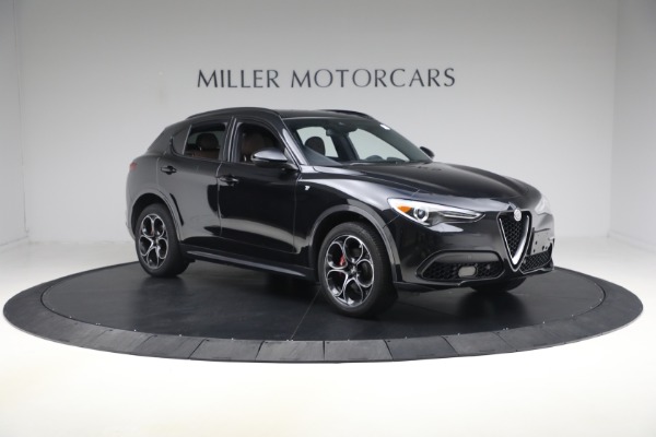 Used 2023 Alfa Romeo Stelvio Ti for sale $32,900 at Rolls-Royce Motor Cars Greenwich in Greenwich CT 06830 13