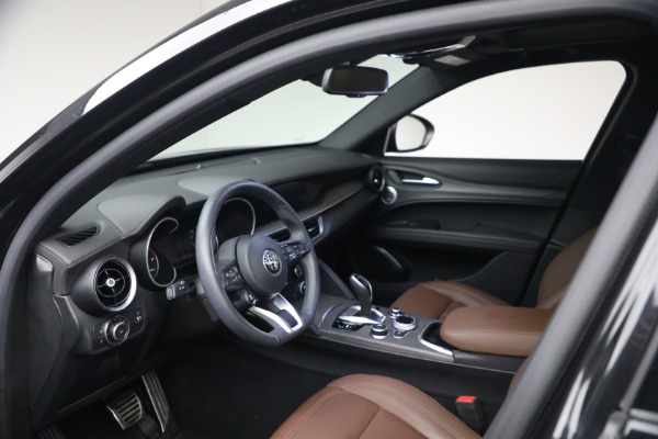 Used 2023 Alfa Romeo Stelvio Ti for sale $32,900 at Rolls-Royce Motor Cars Greenwich in Greenwich CT 06830 16