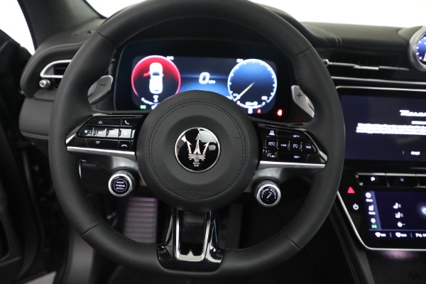 New 2023 Maserati Grecale Modena for sale $79,995 at Rolls-Royce Motor Cars Greenwich in Greenwich CT 06830 15