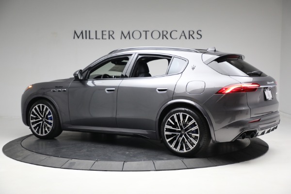 New 2023 Maserati Grecale Modena for sale $79,995 at Rolls-Royce Motor Cars Greenwich in Greenwich CT 06830 4