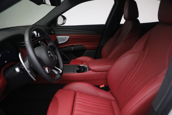 New 2023 Maserati Grecale Modena for sale $75,251 at Rolls-Royce Motor Cars Greenwich in Greenwich CT 06830 16