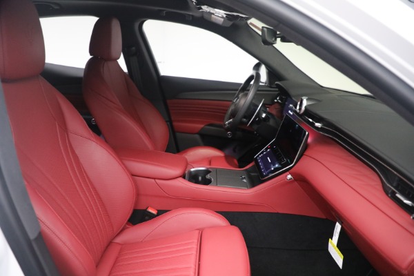 New 2023 Maserati Grecale Modena for sale $75,251 at Rolls-Royce Motor Cars Greenwich in Greenwich CT 06830 19
