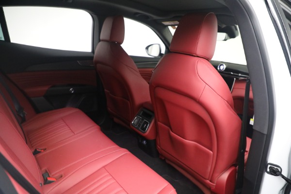 New 2023 Maserati Grecale Modena for sale $75,251 at Rolls-Royce Motor Cars Greenwich in Greenwich CT 06830 25