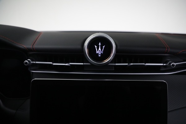 New 2023 Maserati Grecale Modena for sale Sold at Rolls-Royce Motor Cars Greenwich in Greenwich CT 06830 24
