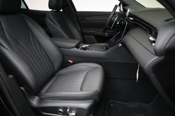 New 2023 Maserati Grecale Modena for sale $77,295 at Rolls-Royce Motor Cars Greenwich in Greenwich CT 06830 23