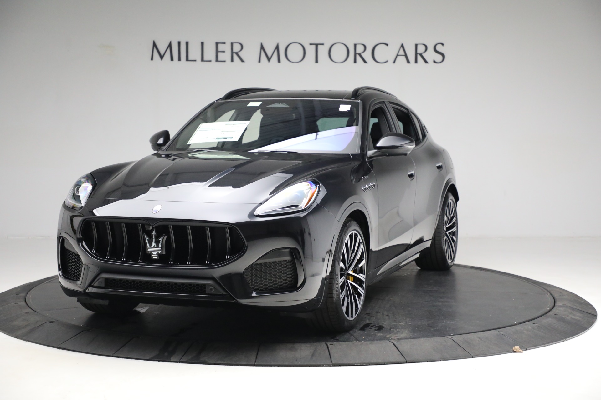 New 2023 Maserati Grecale Modena for sale $78,900 at Rolls-Royce Motor Cars Greenwich in Greenwich CT 06830 1