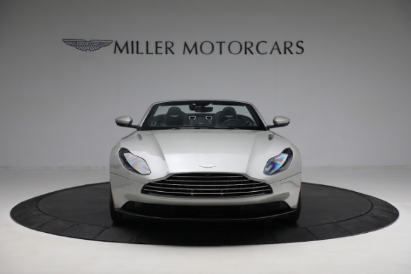 Used 2019 Aston Martin DB11 Volante for sale $141,900 at Rolls-Royce Motor Cars Greenwich in Greenwich CT 06830 11
