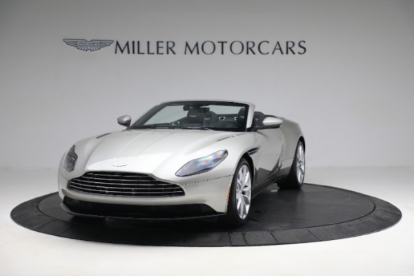 Used 2019 Aston Martin DB11 Volante for sale $141,900 at Rolls-Royce Motor Cars Greenwich in Greenwich CT 06830 12