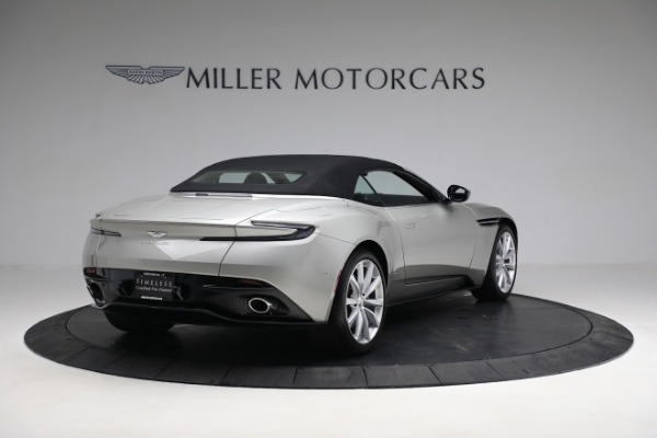 Used 2019 Aston Martin DB11 Volante for sale $141,900 at Rolls-Royce Motor Cars Greenwich in Greenwich CT 06830 16