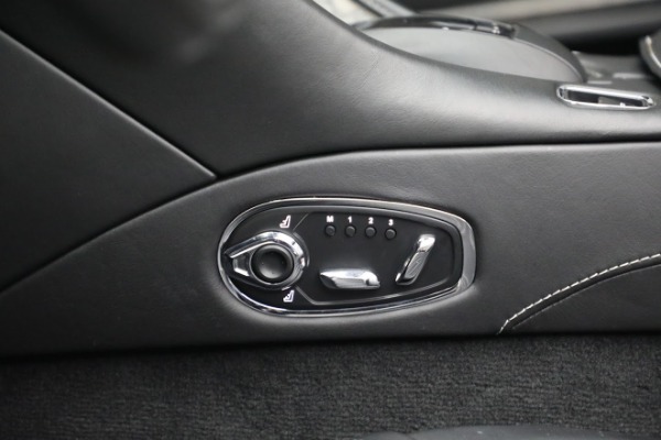 Used 2019 Aston Martin DB11 Volante for sale $141,900 at Rolls-Royce Motor Cars Greenwich in Greenwich CT 06830 23