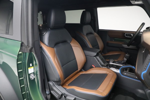 Used 2022 Ford Bronco Outer Banks Advanced for sale Sold at Rolls-Royce Motor Cars Greenwich in Greenwich CT 06830 17