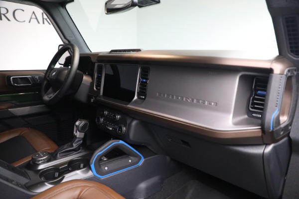 Used 2022 Ford Bronco Outer Banks Advanced for sale Sold at Rolls-Royce Motor Cars Greenwich in Greenwich CT 06830 18