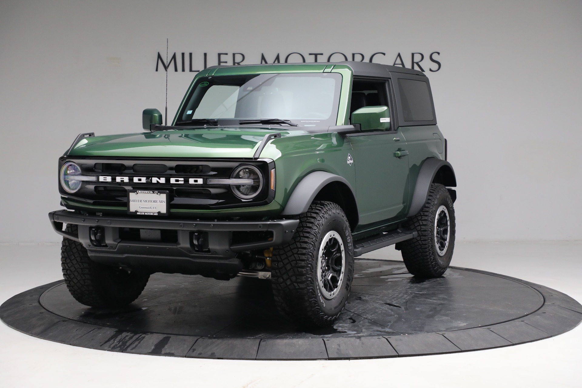 Used 2022 Ford Bronco Outer Banks Advanced for sale Sold at Rolls-Royce Motor Cars Greenwich in Greenwich CT 06830 1