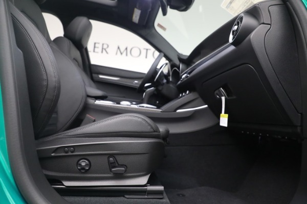 New 2023 Alfa Romeo Stelvio Quadrifoglio for sale $87,460 at Rolls-Royce Motor Cars Greenwich in Greenwich CT 06830 21