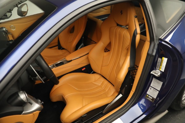 Used 2015 Ferrari F12 Berlinetta for sale $289,900 at Rolls-Royce Motor Cars Greenwich in Greenwich CT 06830 15