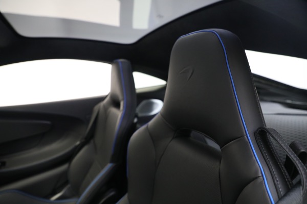 New 2023 McLaren GT Luxe for sale $220,890 at Rolls-Royce Motor Cars Greenwich in Greenwich CT 06830 20