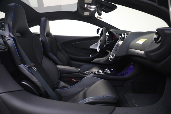 New 2023 McLaren GT Luxe for sale $220,890 at Rolls-Royce Motor Cars Greenwich in Greenwich CT 06830 22