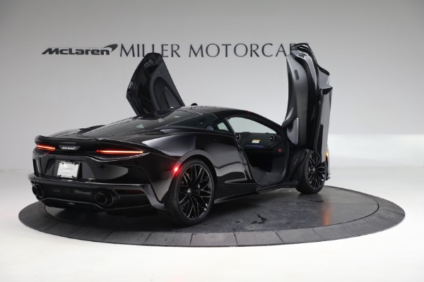 New 2023 McLaren GT Luxe for sale $218,290 at Rolls-Royce Motor Cars Greenwich in Greenwich CT 06830 24