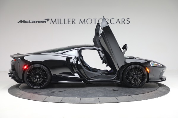 New 2023 McLaren GT Luxe for sale Sold at Rolls-Royce Motor Cars Greenwich in Greenwich CT 06830 25