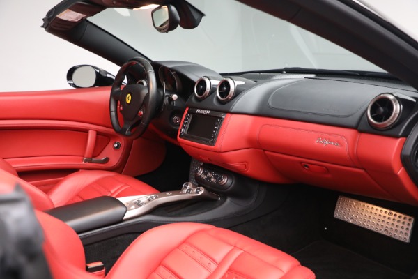 Used 2013 Ferrari California 30 for sale $134,900 at Rolls-Royce Motor Cars Greenwich in Greenwich CT 06830 22