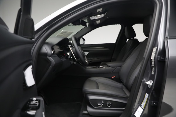 New 2023 Maserati Grecale GT for sale $68,995 at Rolls-Royce Motor Cars Greenwich in Greenwich CT 06830 14
