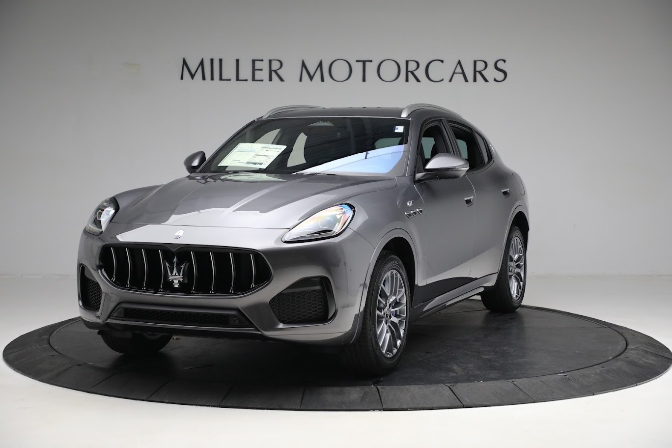 New 2023 Maserati Grecale GT for sale $68,995 at Rolls-Royce Motor Cars Greenwich in Greenwich CT 06830 1