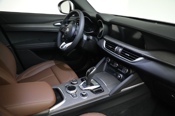 New 2023 Alfa Romeo Stelvio Ti for sale Sold at Rolls-Royce Motor Cars Greenwich in Greenwich CT 06830 20
