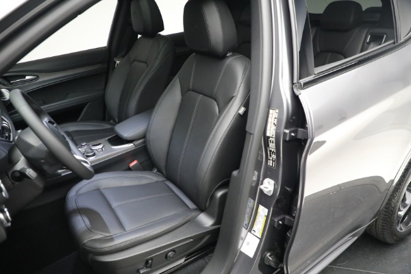 New 2023 Alfa Romeo Stelvio Ti for sale $55,550 at Rolls-Royce Motor Cars Greenwich in Greenwich CT 06830 14