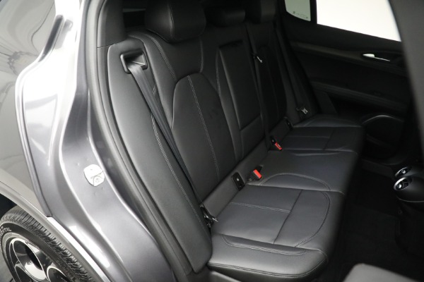 New 2023 Alfa Romeo Stelvio Ti for sale $55,550 at Rolls-Royce Motor Cars Greenwich in Greenwich CT 06830 21