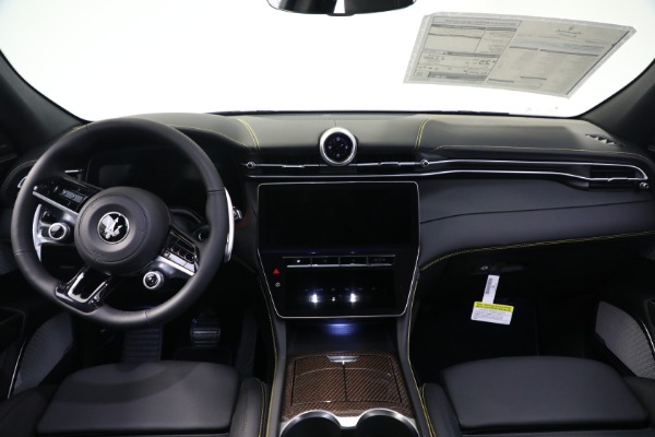 New 2023 Maserati Grecale Modena for sale $92,895 at Rolls-Royce Motor Cars Greenwich in Greenwich CT 06830 16