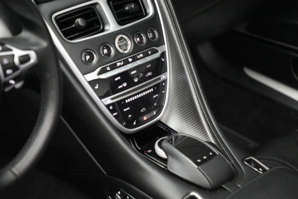 Used 2019 Aston Martin DB11 Volante for sale $141,900 at Rolls-Royce Motor Cars Greenwich in Greenwich CT 06830 23