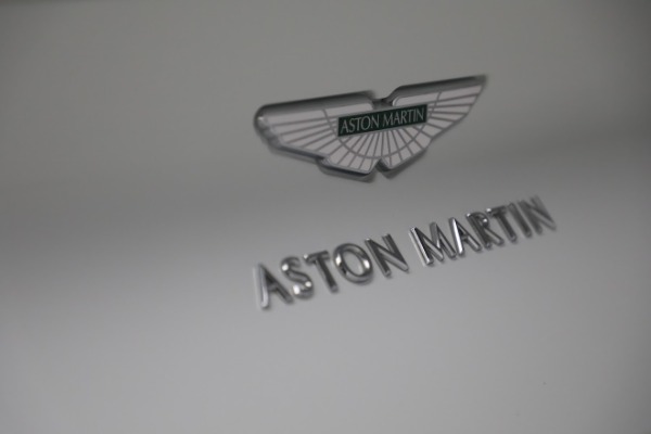 Used 2019 Aston Martin DB11 V8 for sale $124,900 at Rolls-Royce Motor Cars Greenwich in Greenwich CT 06830 28