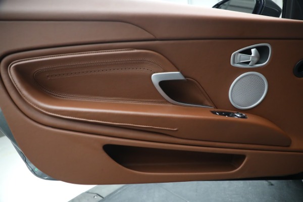 Used 2019 Aston Martin DB11 V8 for sale $129,900 at Rolls-Royce Motor Cars Greenwich in Greenwich CT 06830 21