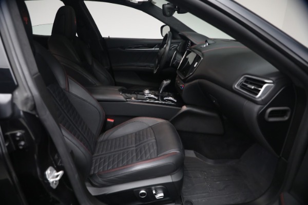 Used 2023 Maserati Ghibli Modena Q4 for sale $58,900 at Rolls-Royce Motor Cars Greenwich in Greenwich CT 06830 14