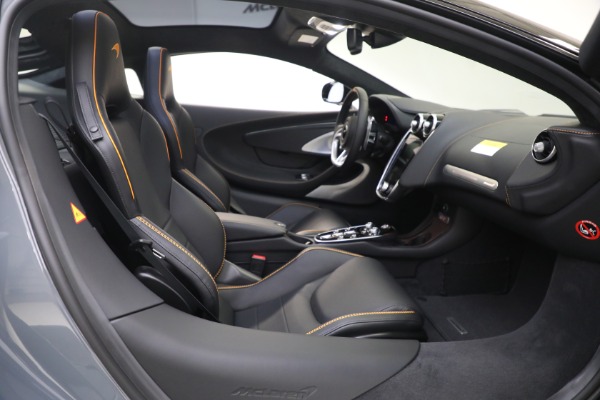 Used 2023 McLaren GT Luxe for sale $179,900 at Rolls-Royce Motor Cars Greenwich in Greenwich CT 06830 27