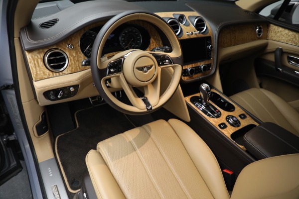 Used 2020 Bentley Bentayga V8 for sale Call for price at Rolls-Royce Motor Cars Greenwich in Greenwich CT 06830 15