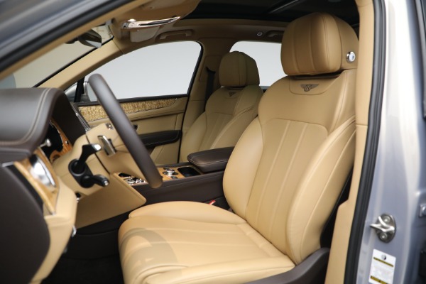 Used 2020 Bentley Bentayga V8 for sale Call for price at Rolls-Royce Motor Cars Greenwich in Greenwich CT 06830 17