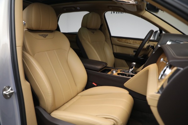 Used 2020 Bentley Bentayga V8 for sale Call for price at Rolls-Royce Motor Cars Greenwich in Greenwich CT 06830 25