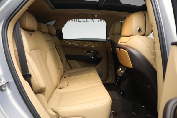 Used 2020 Bentley Bentayga V8 for sale Call for price at Rolls-Royce Motor Cars Greenwich in Greenwich CT 06830 27