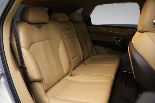 Used 2020 Bentley Bentayga V8 for sale Call for price at Rolls-Royce Motor Cars Greenwich in Greenwich CT 06830 28