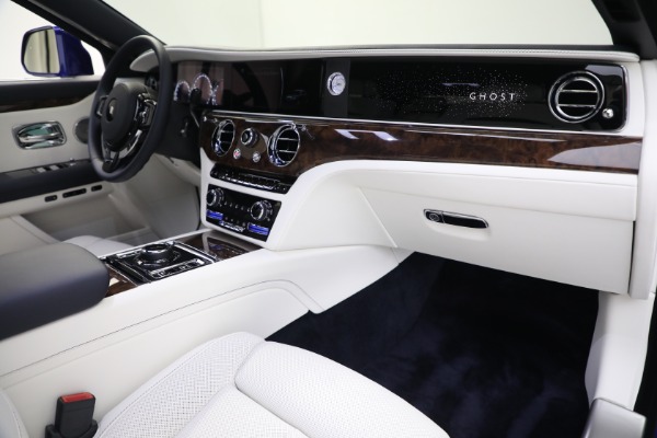 New 2023 Rolls-Royce Ghost for sale $328,950 at Rolls-Royce Motor Cars Greenwich in Greenwich CT 06830 18