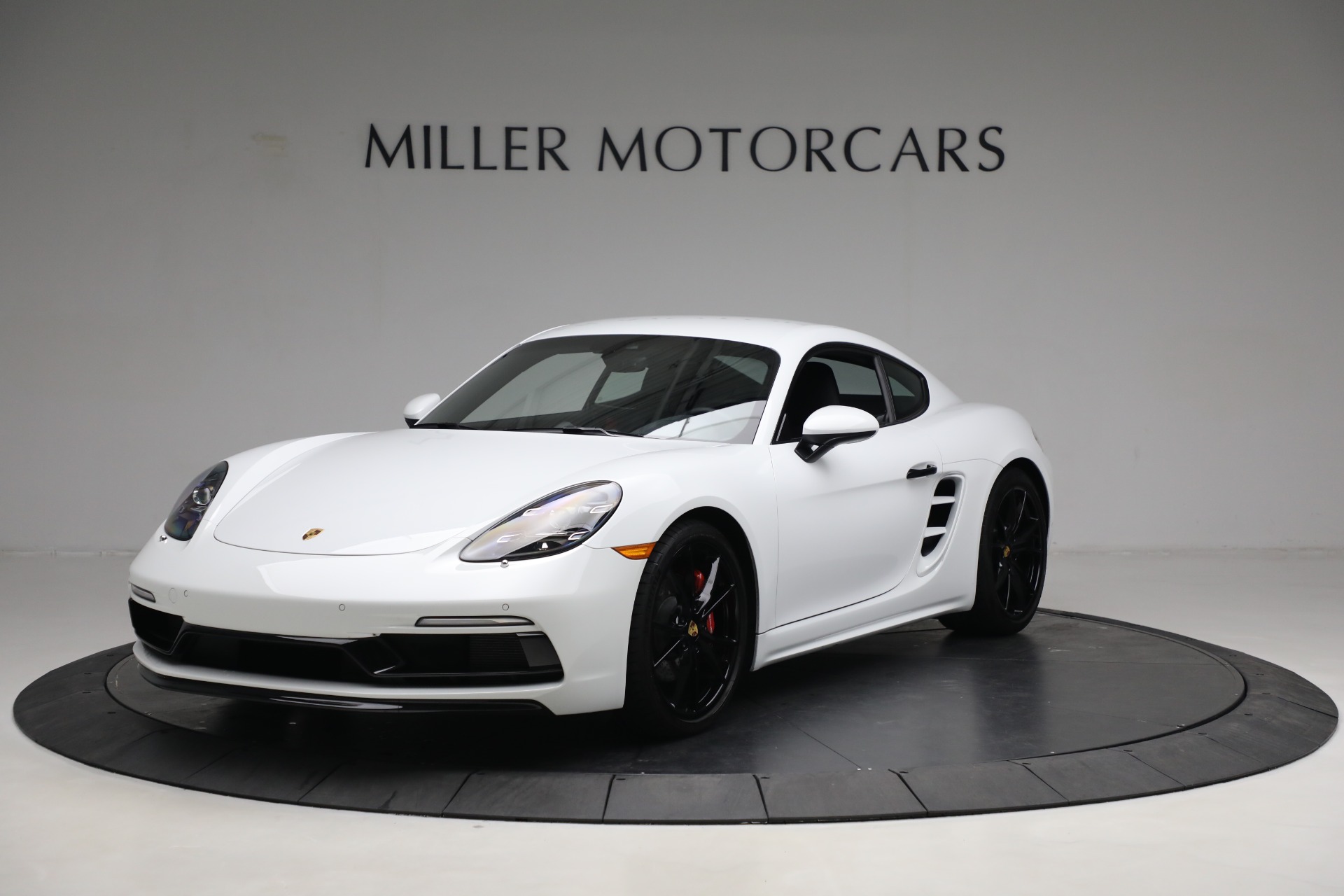 Used 2022 Porsche 718 Cayman S for sale $91,900 at Rolls-Royce Motor Cars Greenwich in Greenwich CT 06830 1