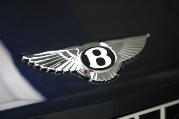 New 2023 Bentley Bentayga EWB V8 for sale Sold at Rolls-Royce Motor Cars Greenwich in Greenwich CT 06830 15